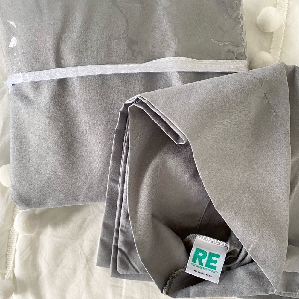 Gray Sheets/Pillowcase TWIN Room Essentials by Target